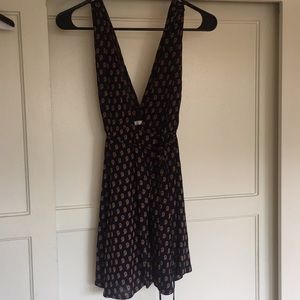 🔳 REFORMATION Double deep V paisley wrap dress